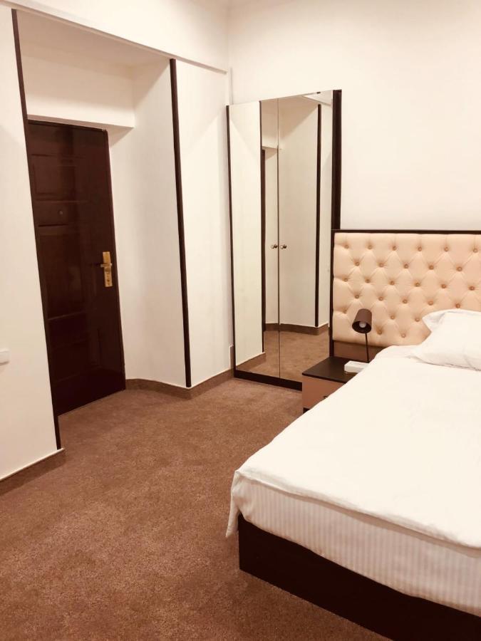 It Hotel Tumanyan Street Γιερεβάν Εξωτερικό φωτογραφία
